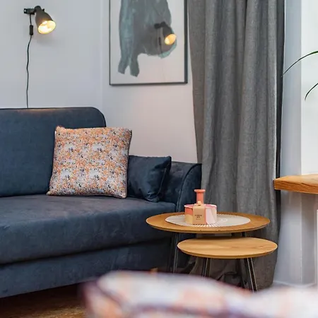 Apartment Bialobrzeska 30 By Homeprime *