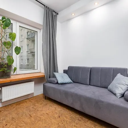 Bialobrzeska 30 By Homeprime Apartment